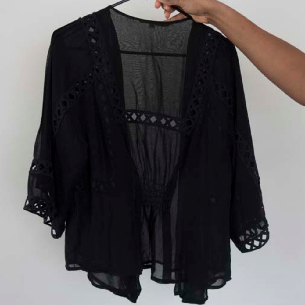 Daniel Rainn Cropped Kimono Top